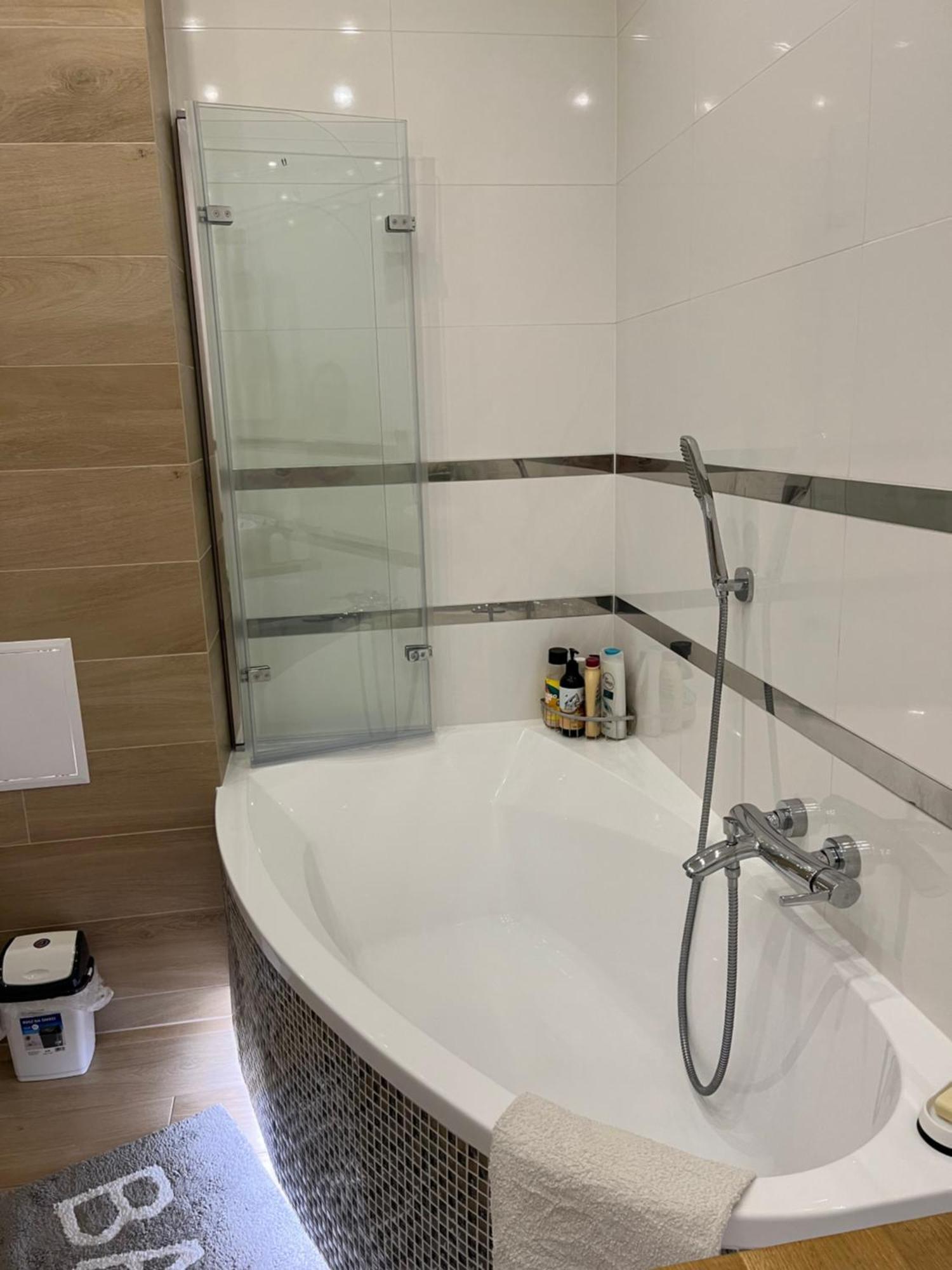 Nowoczesny Apartament Z Przestronna Lazienka Apartment Stalowa Wola Luaran gambar