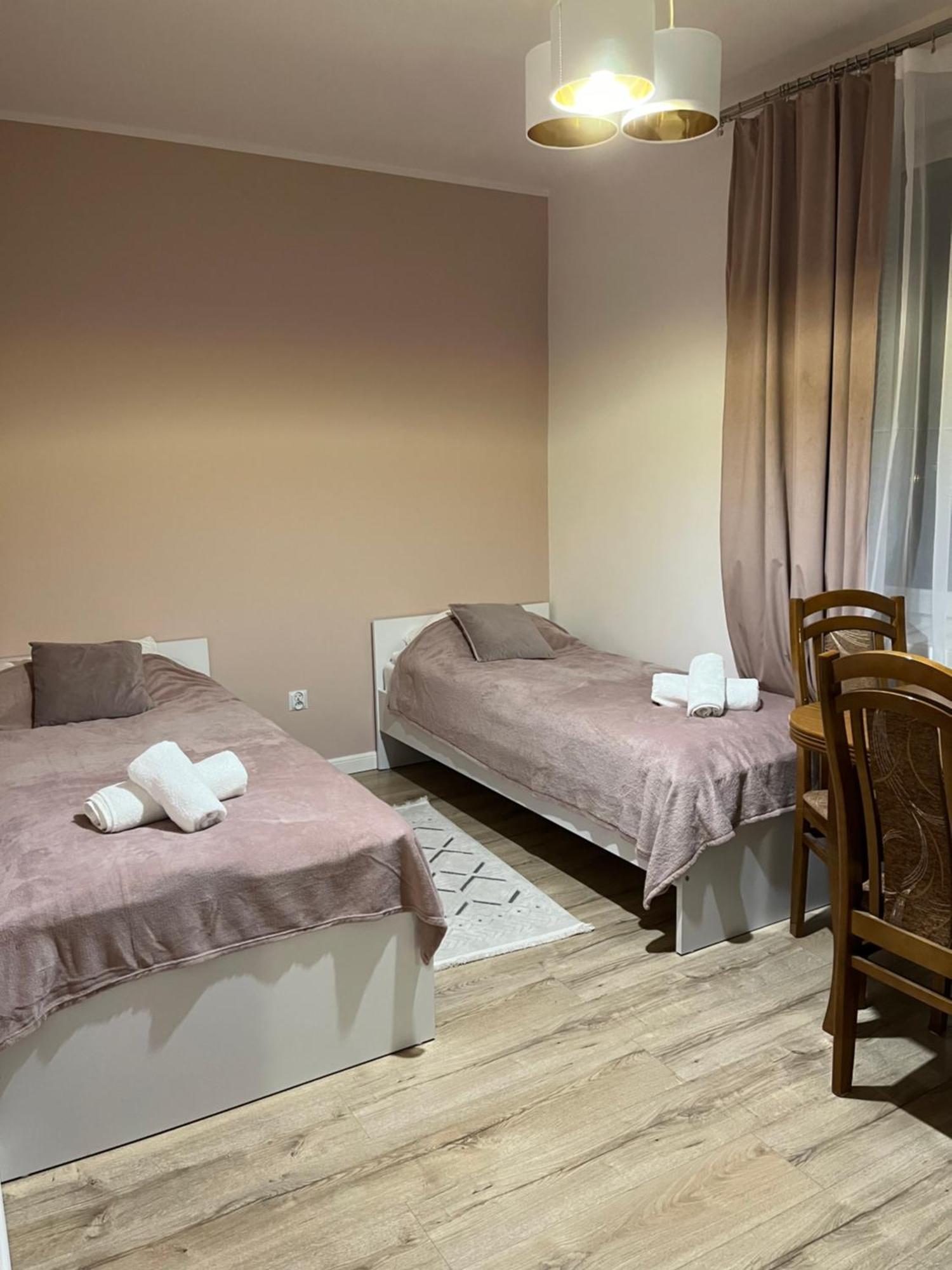 Nowoczesny Apartament Z Przestronna Lazienka Apartment Stalowa Wola Luaran gambar