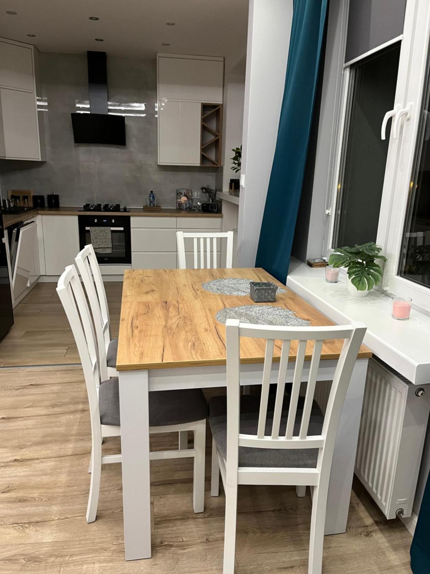 Nowoczesny Apartament Z Przestronna Lazienka Apartment Stalowa Wola Luaran gambar